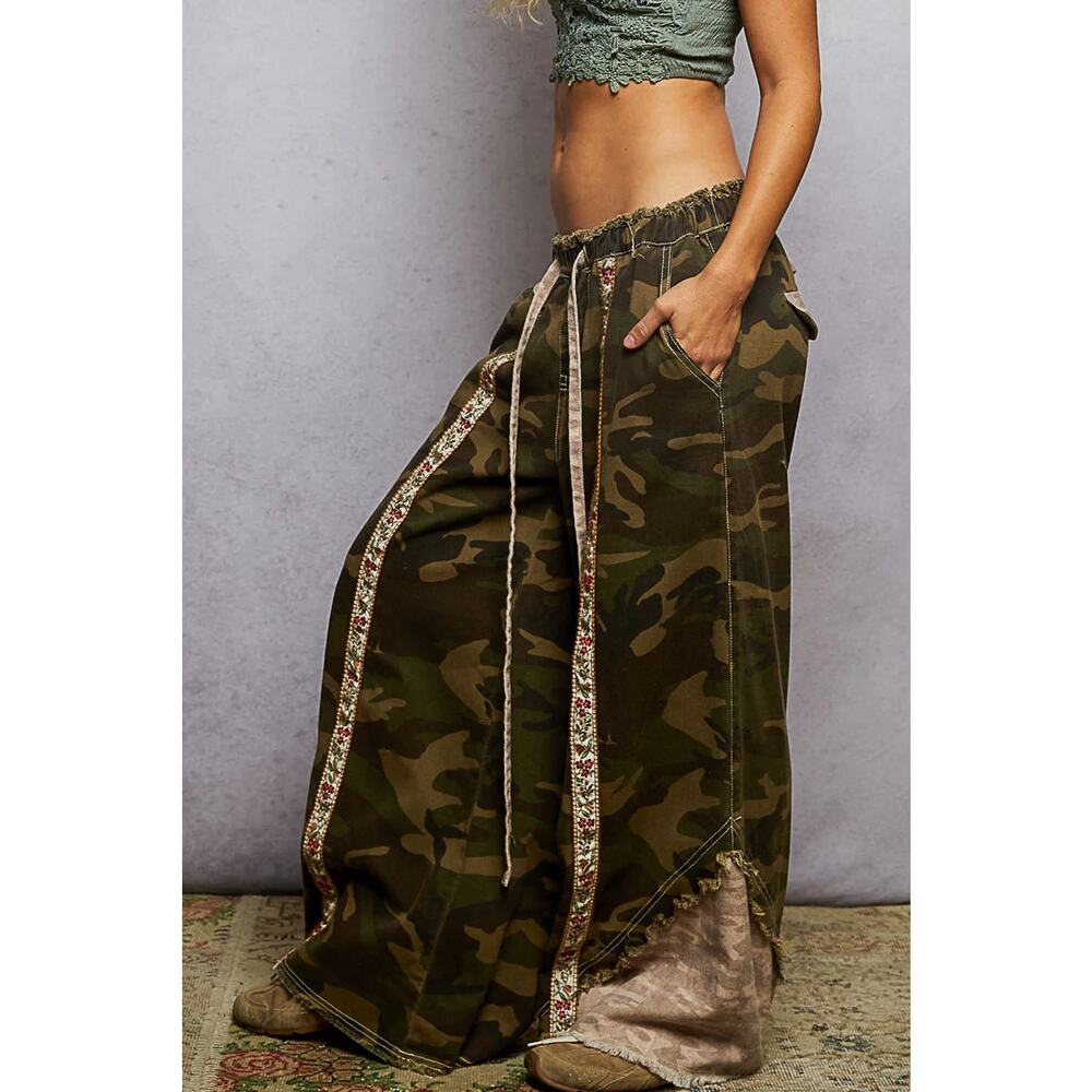 "Flora Striper" Floral Accent Pants in Olive Camo - Picture 3 of 6